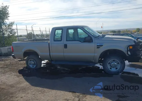 2008 Ford F-250 Xl z USA, uszkodzony, nr VIN 1FTSX21518EA56618